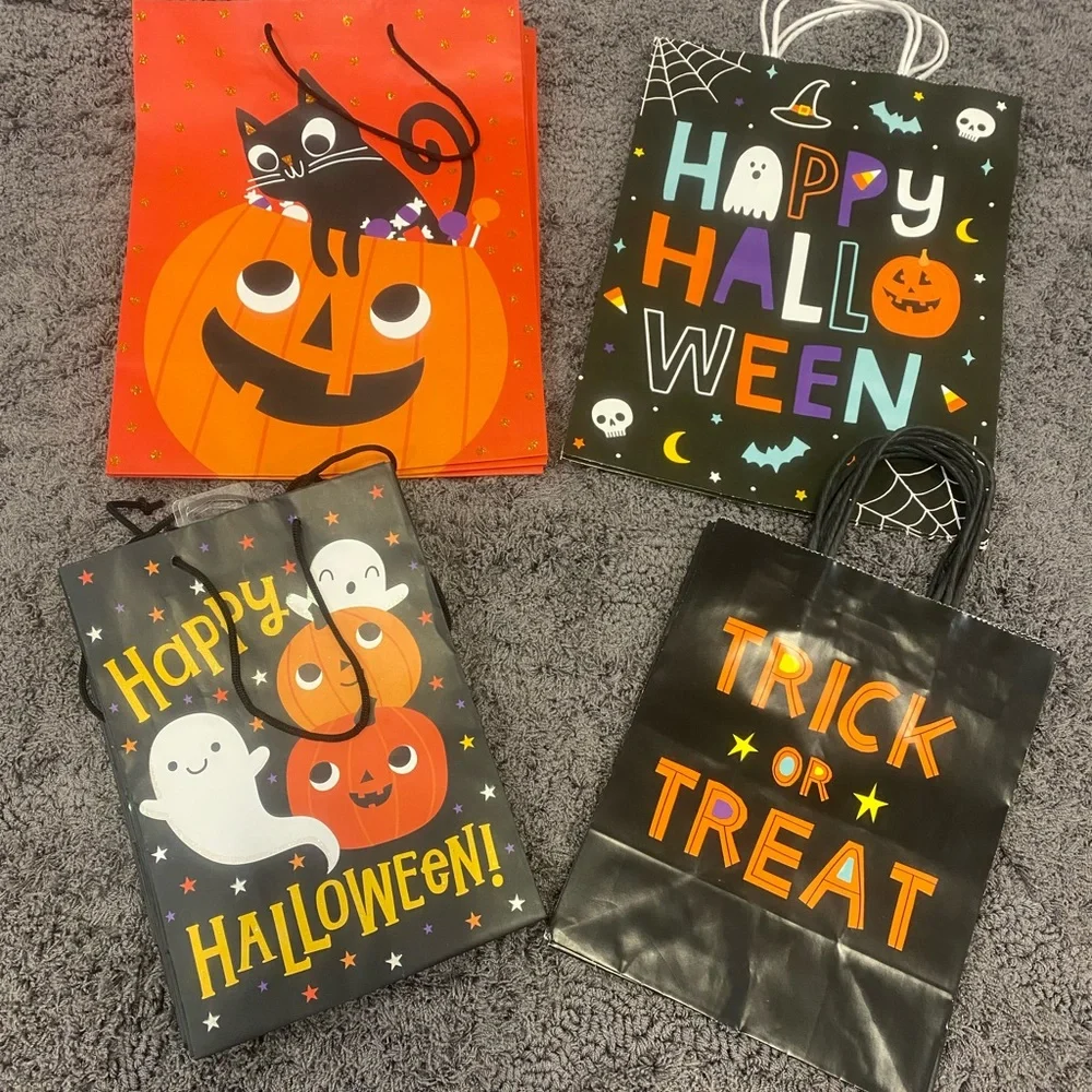 American Greetings Halloween Treat Bags - Black & Orange & Purple-Set of 17